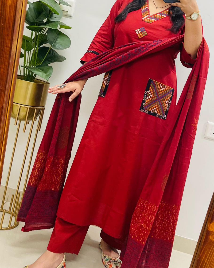 Deep Red Ethnic Kurta Set with Printed Details & Dupatta
